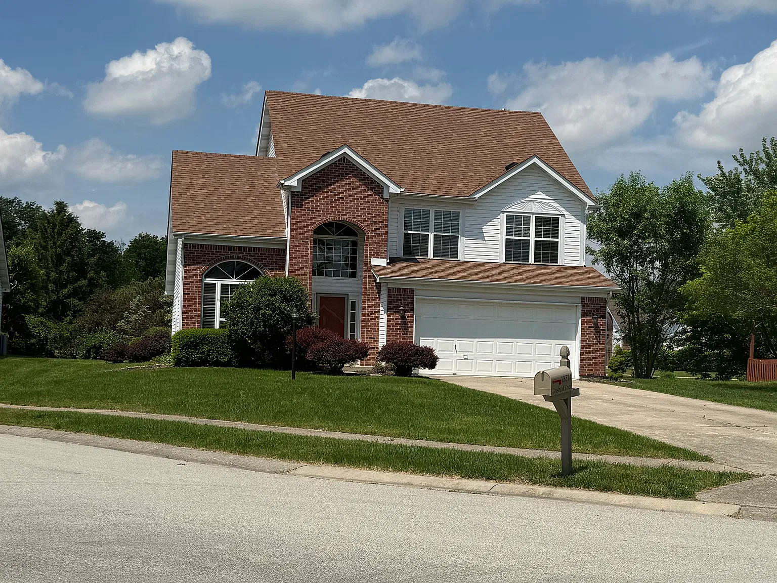 3 bed, 1969 sqft, $2,499 — Photo 1