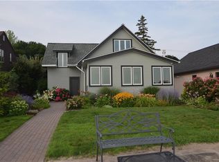 3332 Edgemere Dr, Rochester, NY 14612