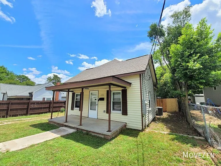 226 Cummings St — Photo 13