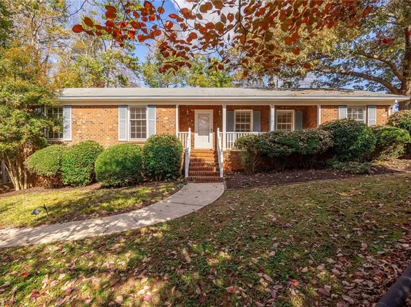 3821 Quail Run Ln, Burlington, NC 27215