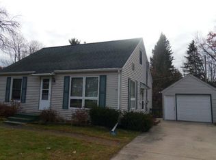 327 Highview Pkwy, Rhinelander, WI 54501