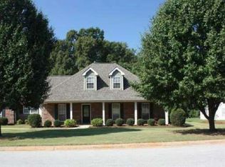 265 Rosewood Cir, Covington, GA 30016
