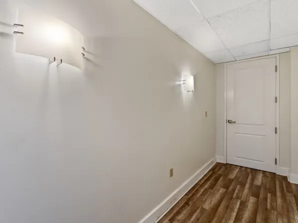 333 S Salina St #1, Syracuse, NY 13202