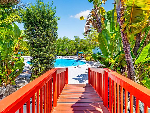 2nd image of 3589 S Ocean Boulevard #30