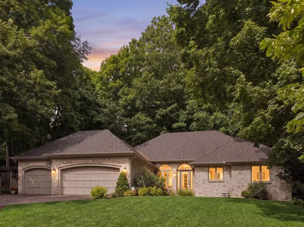 16318 Limerick Ln, Minnetonka, MN 55345