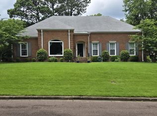 2075 Bensonwood Dr, Germantown, TN 38138