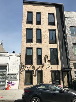 Rented by Really NY LLC | media 28