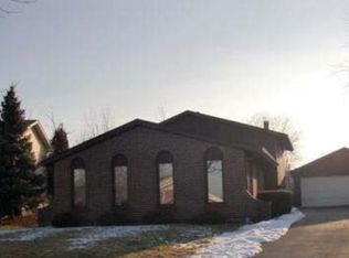 263 Polo Club Dr, Glendale Heights, IL