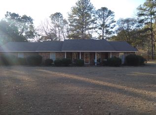 209 Charles Dr, Montezuma, GA 31063