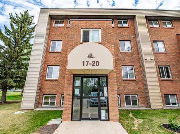80 W Piper Dr #19, Red Deer, AB T4P 1H8