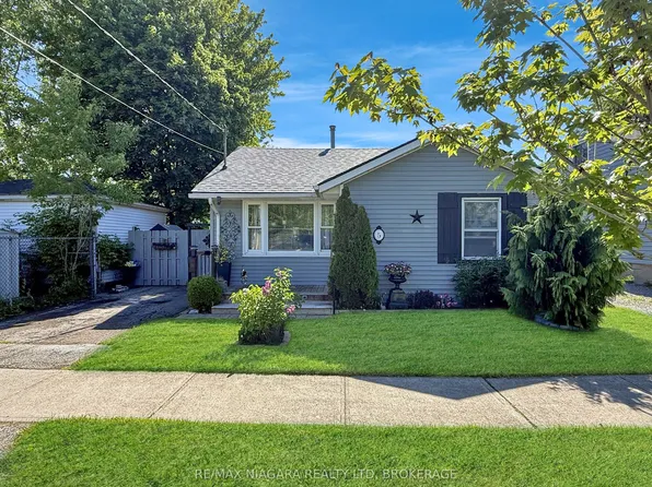 5 Aberdeen Ct, Fort Erie, ON L2A 3Y7
