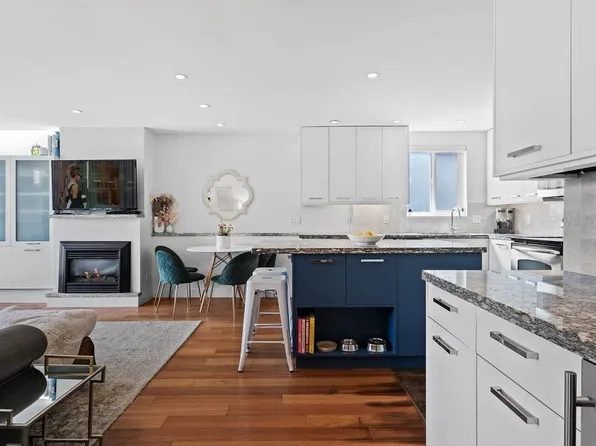 1512 Yew St #104, Vancouver, BC V6K 3E4