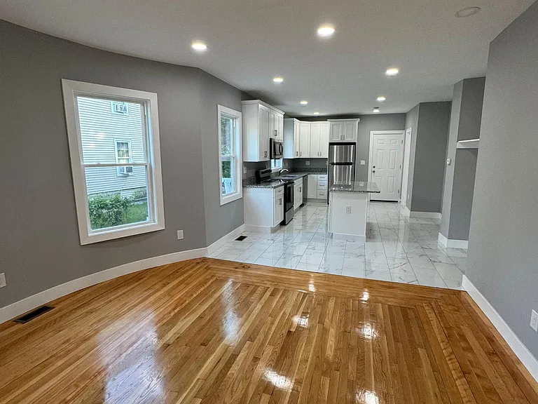 773 Pleasant St #1 — Photo 18