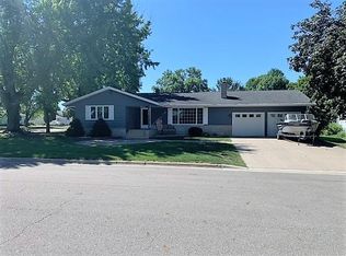 510 1st St S, Grove City, MN 56243