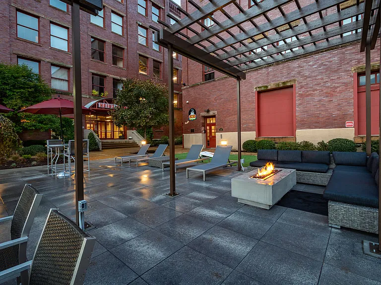 Heinz Lofts — Photo 32