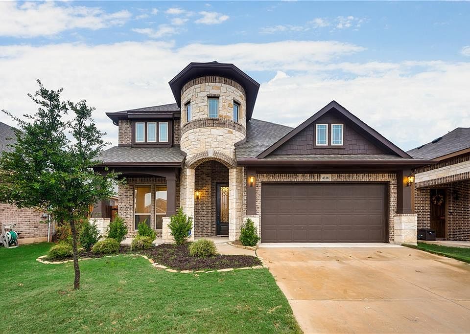 1st image of 4328 Sweet Clover Ln