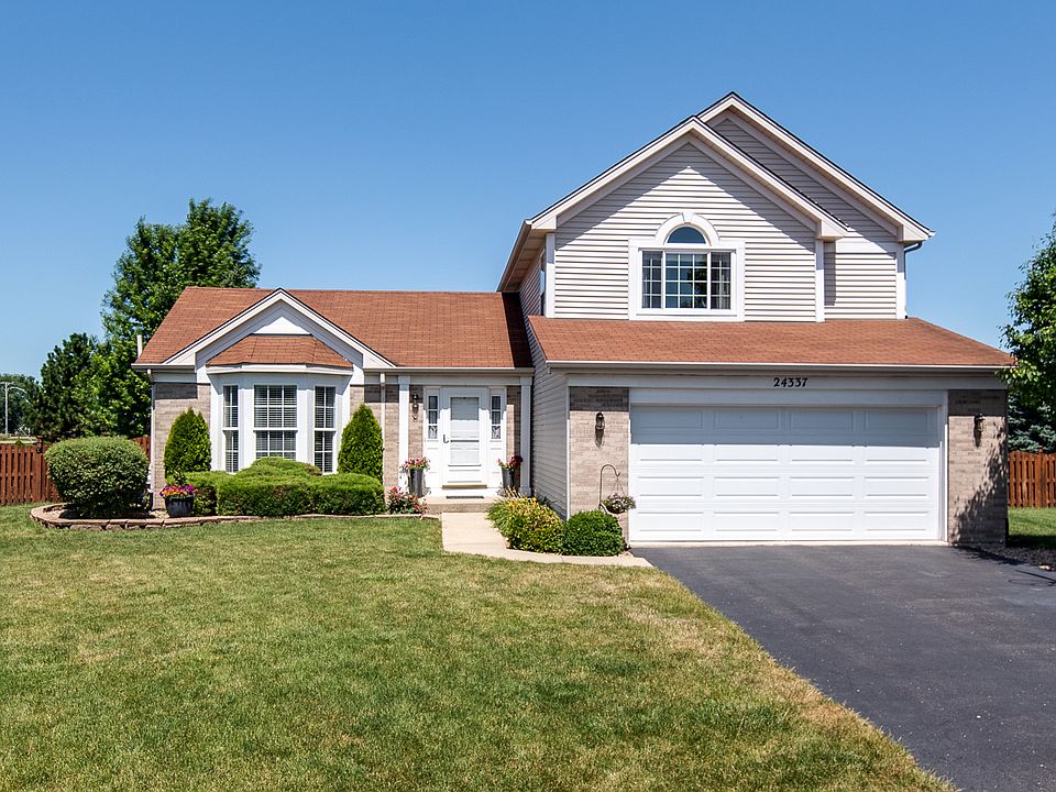 1st image of 24337 Crabtree Ct