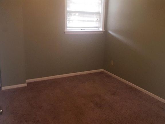 5th image of 5037 Grand Ave