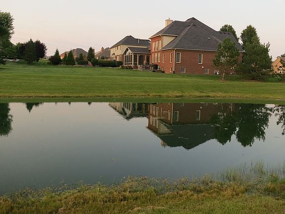 POND VEIW