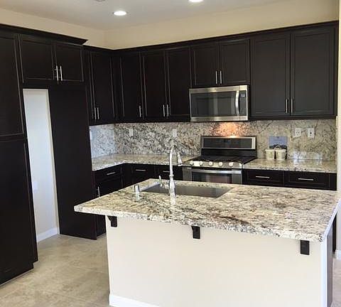 4th image of 15930 Parkview Loop