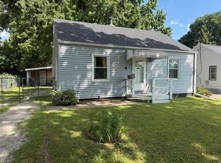 2801 Cambridge St, Des Moines, IA 50313