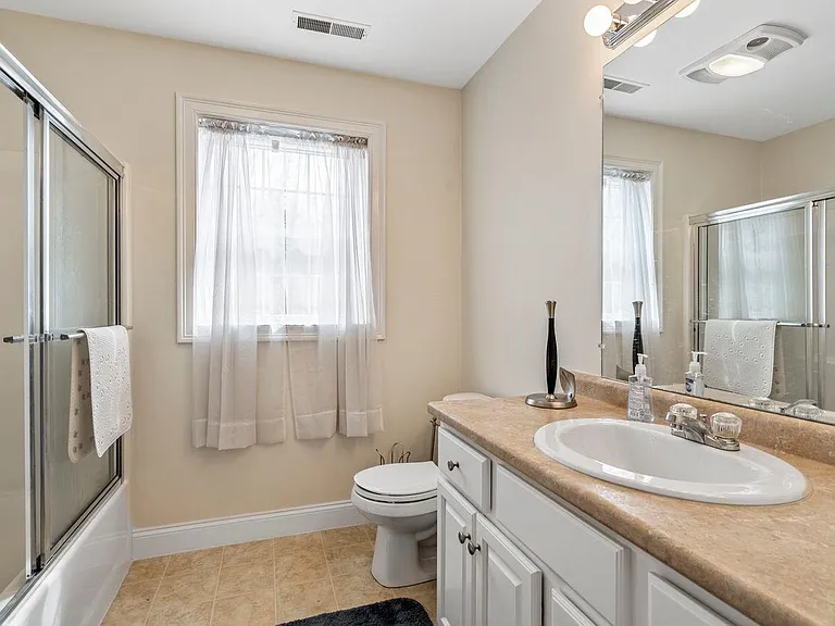 20 Ordway Ln — Photo 15