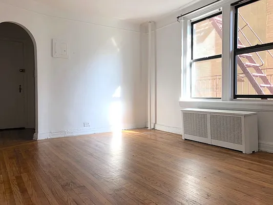 Rented by REAL New York | media 22