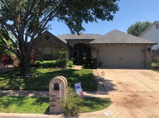 5313 Chessie Cir, Haltom City, TX 76137