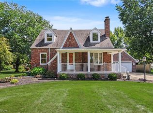 18 W Maxwell Dr, Shelby, OH 44875