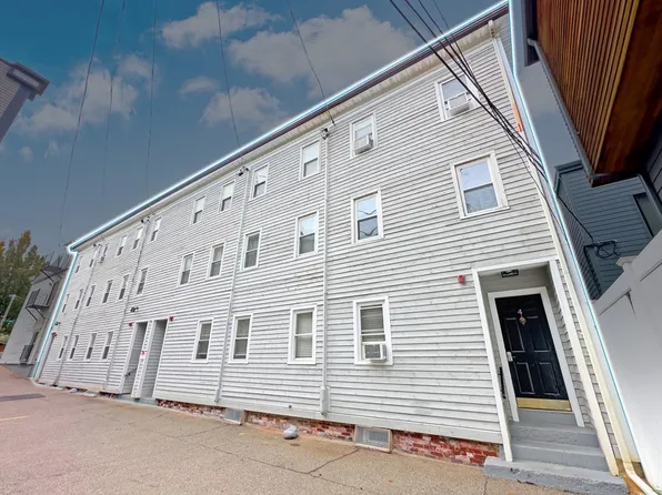 1 Four Schrepel Pl, Boston, MA 02127