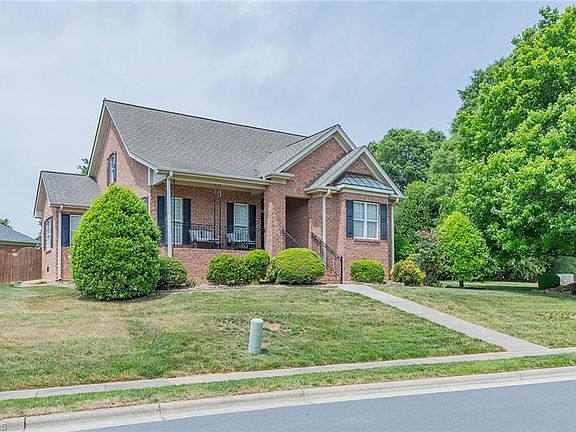 2nd image of 1600 Armistead Dr