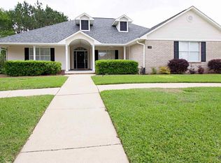 100 Mount Pilot St, Cantonment, FL 32533