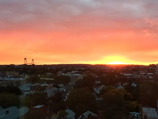 Sold by Compass | media 18