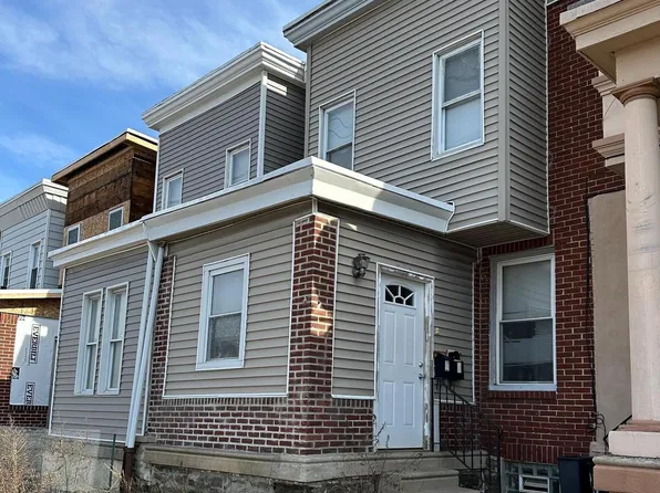 4939 C St, Philadelphia, PA 19120
