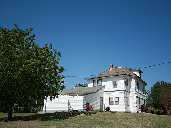 Room for garden or animals