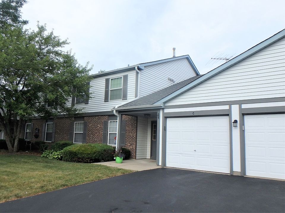 1st image of 270 Crestview Dr Unit B