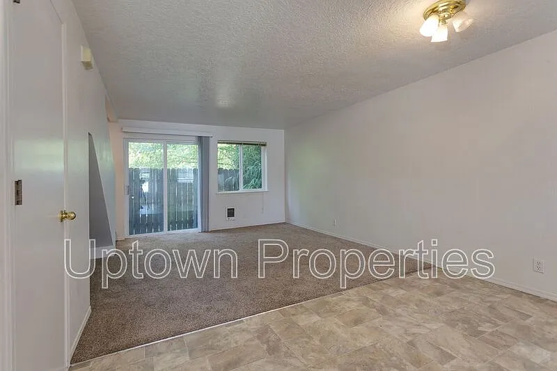 2 bed, 1.5 bath, 1000 sqft, $1,595 — Photo 3