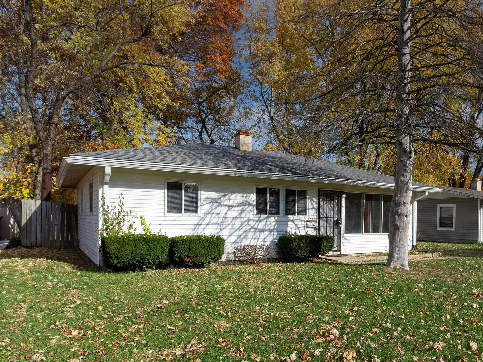 3930 Bertrand Rd photo 1