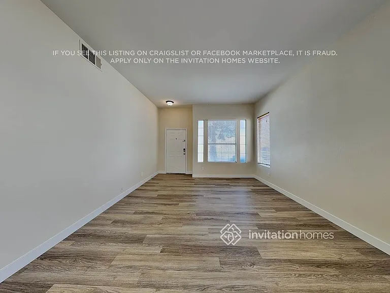 8068 Sweet Clover Ct — Photo 5