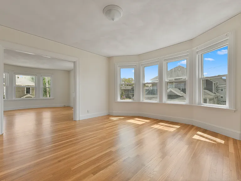 14 Westover St #2 — Photo 9