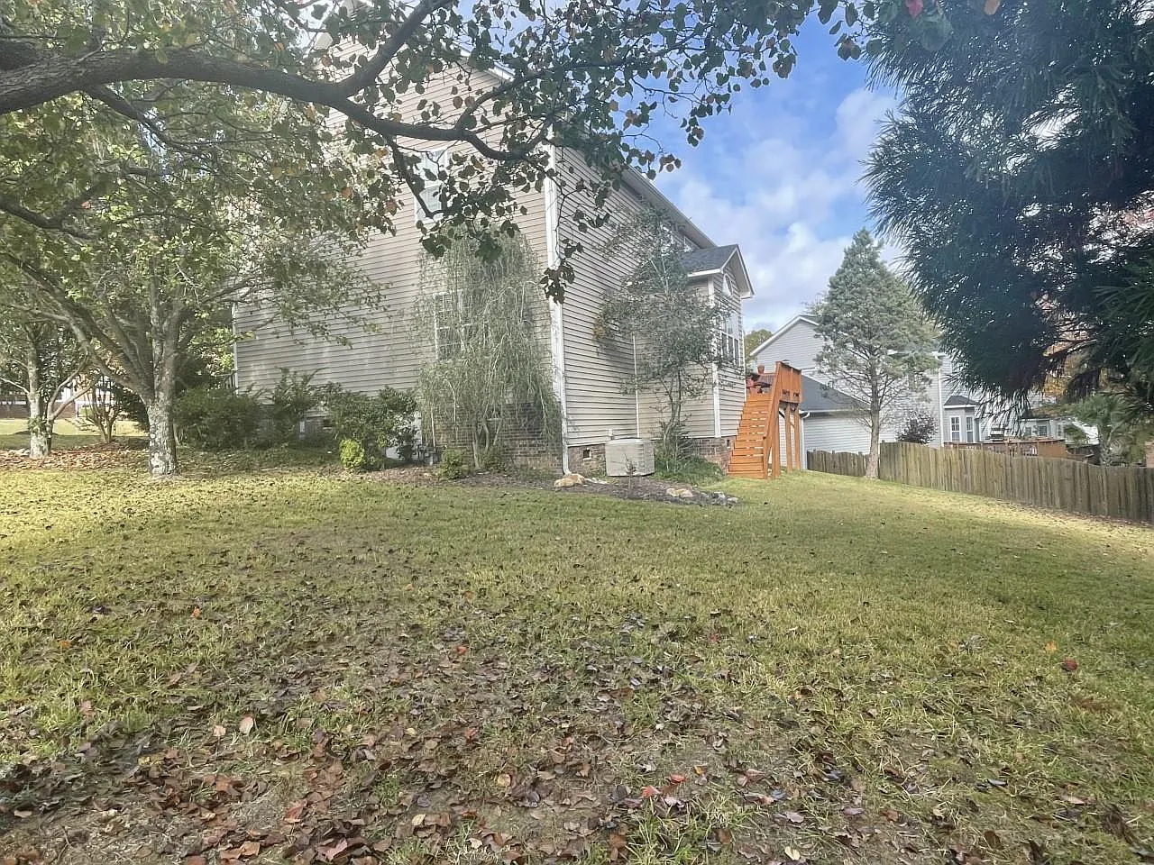 4 bed, 2309 sqft, $2,550 — Photo 4