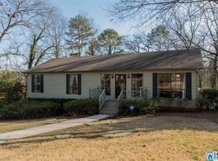 1315 Shades Run Cir, Birmingham, AL 35244