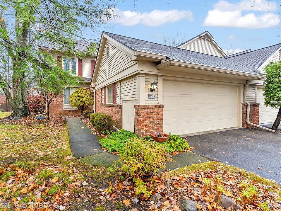 1st image of 6950 Pebble Park Cir