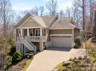 383 Monarch Rd, Hendersonville, NC 28739