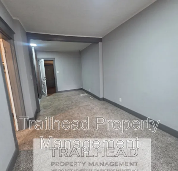 3227 Central St #3 — Photo 8