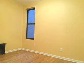 Rented by Uptown Flats LLC