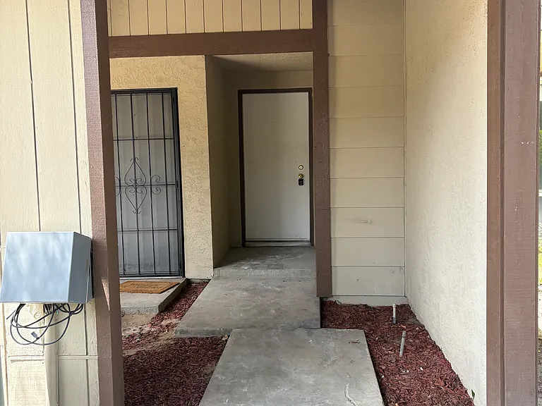 310 S Argyle Ave #106 — Photo 30