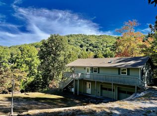 576 Patton Valley Farms Rd, Franklin, NC 28734