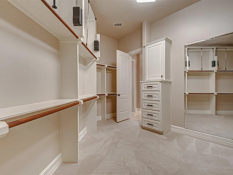 33202 W Haddon Ct — Photo 27
