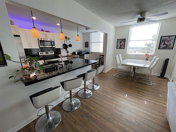 5th image of 4330 Hillcrest Dr APT 610